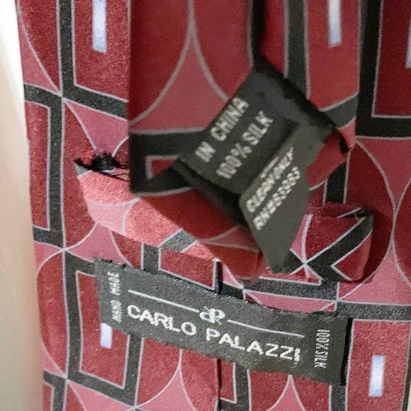 Carlo Palazzi Bundle of Four Silk Neck Ties Varying Patterns and Colors - Picture 8 of 12